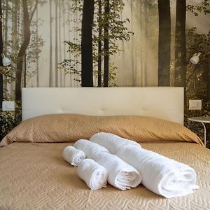 Camera con letto king size